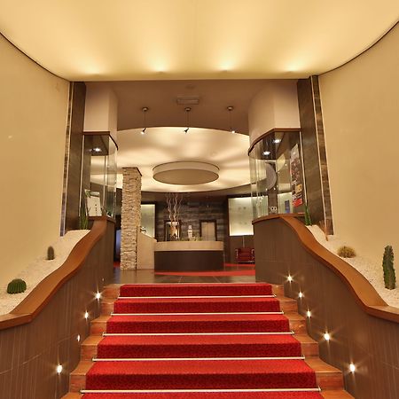 Best Western Gorizia Palace ภายนอก รูปภาพ