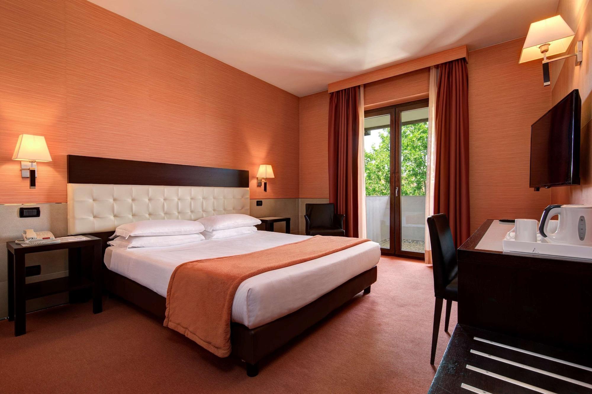Best Western Gorizia Palace ภายนอก รูปภาพ