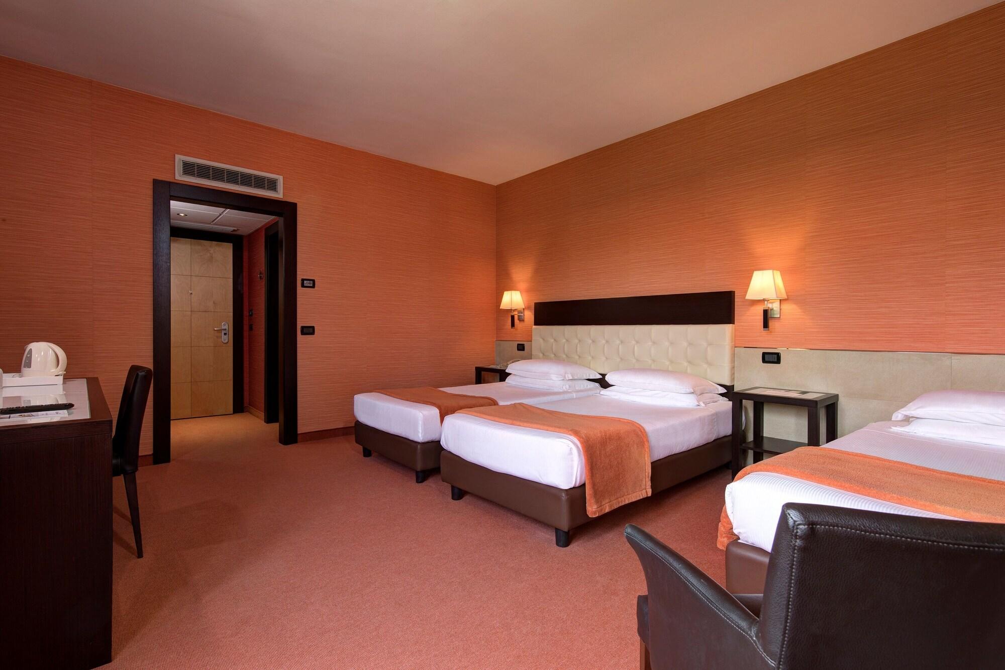 Best Western Gorizia Palace ภายนอก รูปภาพ