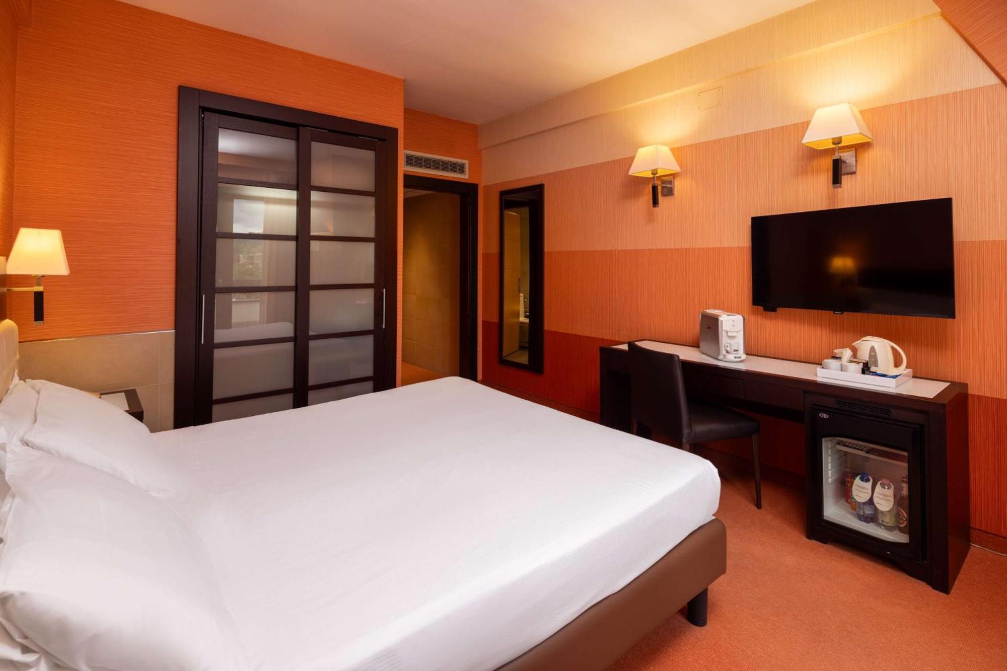 Best Western Gorizia Palace ภายนอก รูปภาพ
