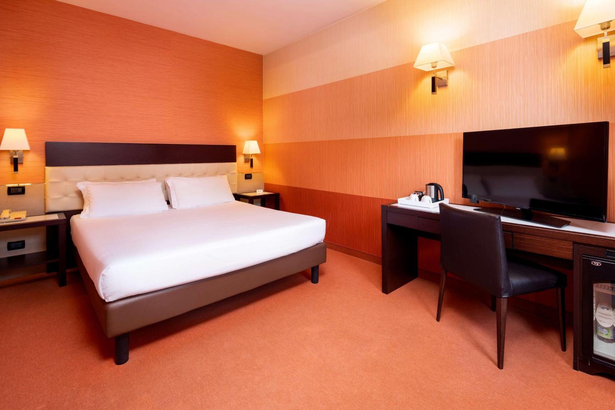 Best Western Gorizia Palace ภายนอก รูปภาพ