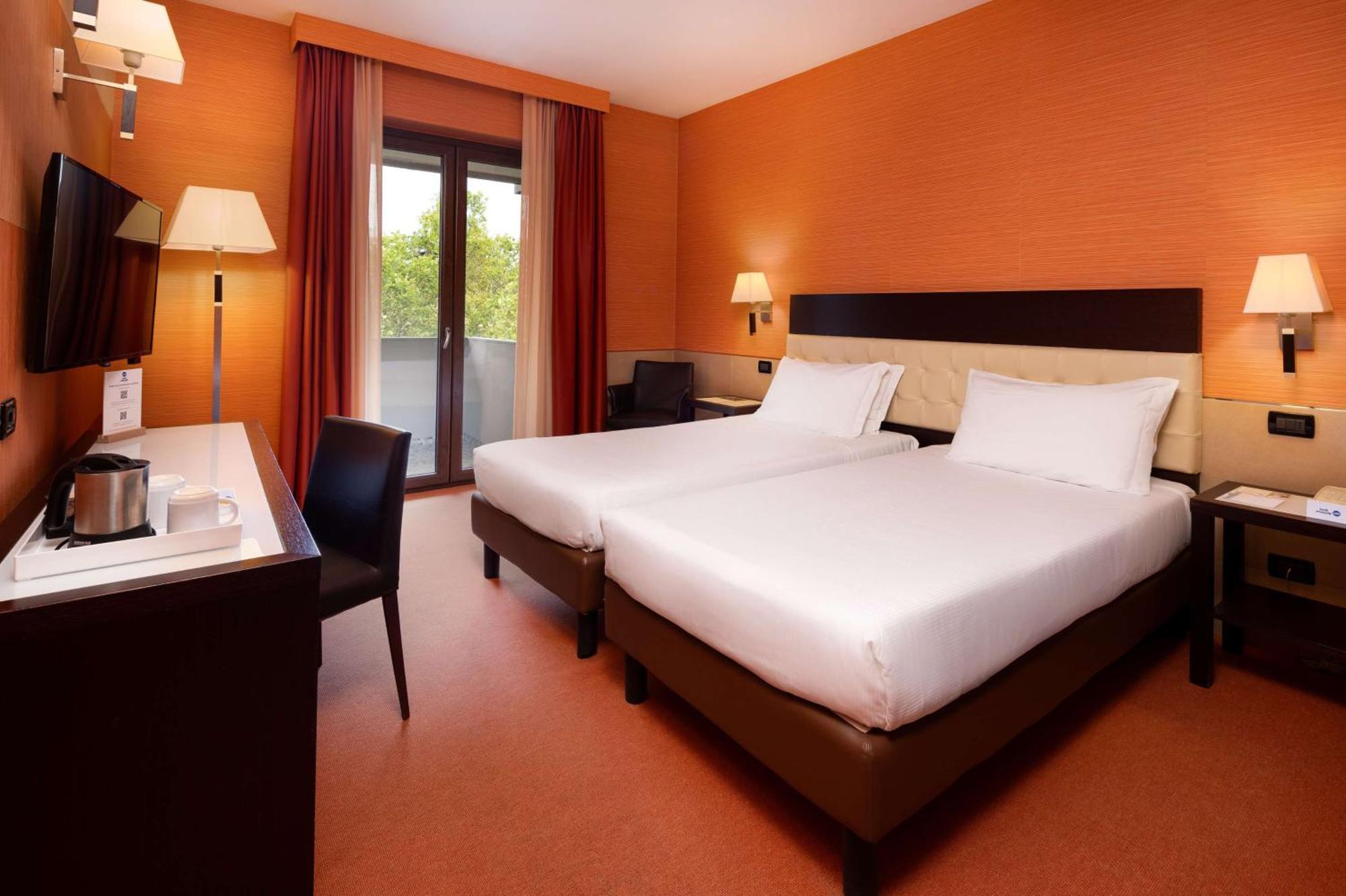 Best Western Gorizia Palace ภายนอก รูปภาพ