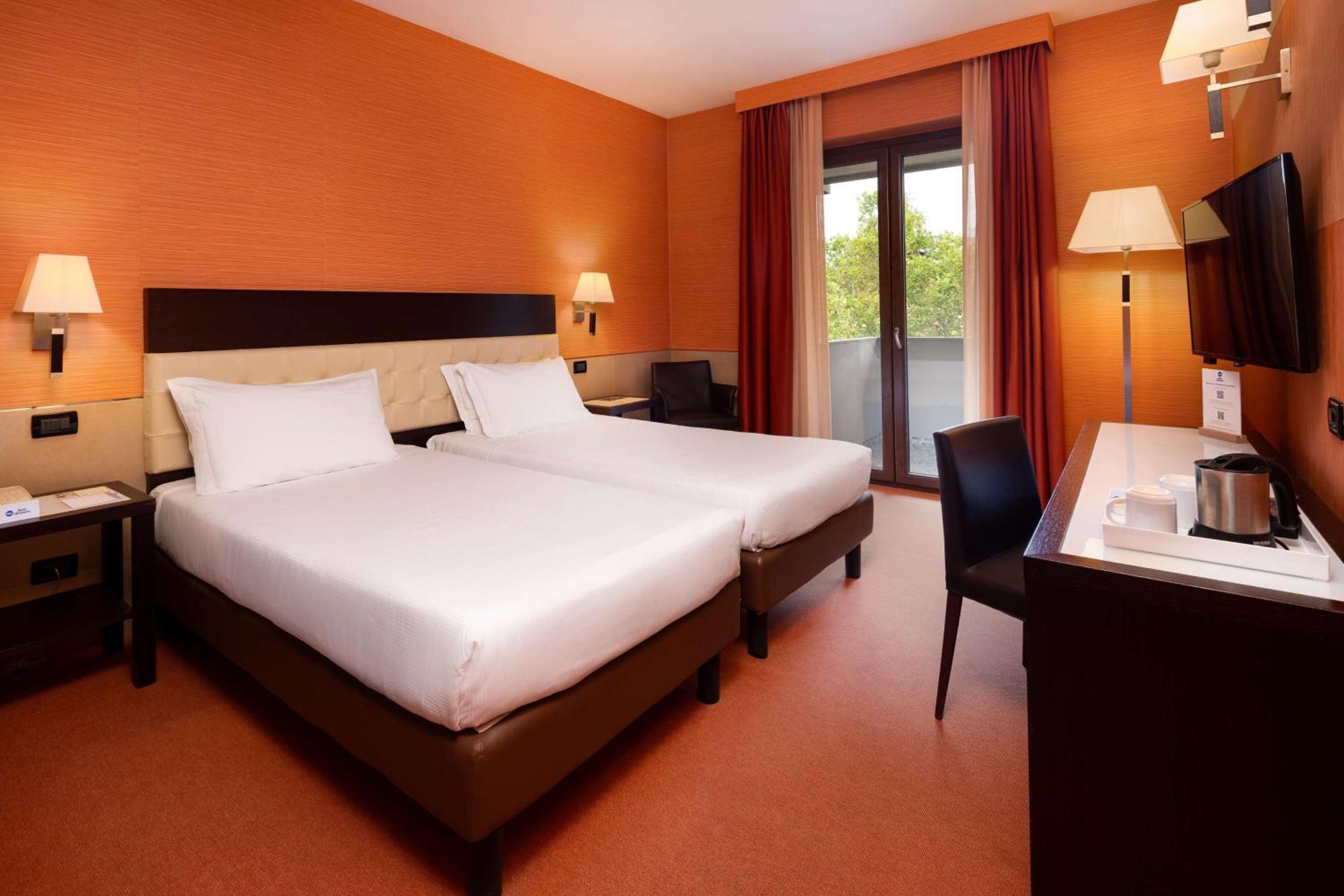 Best Western Gorizia Palace ภายนอก รูปภาพ