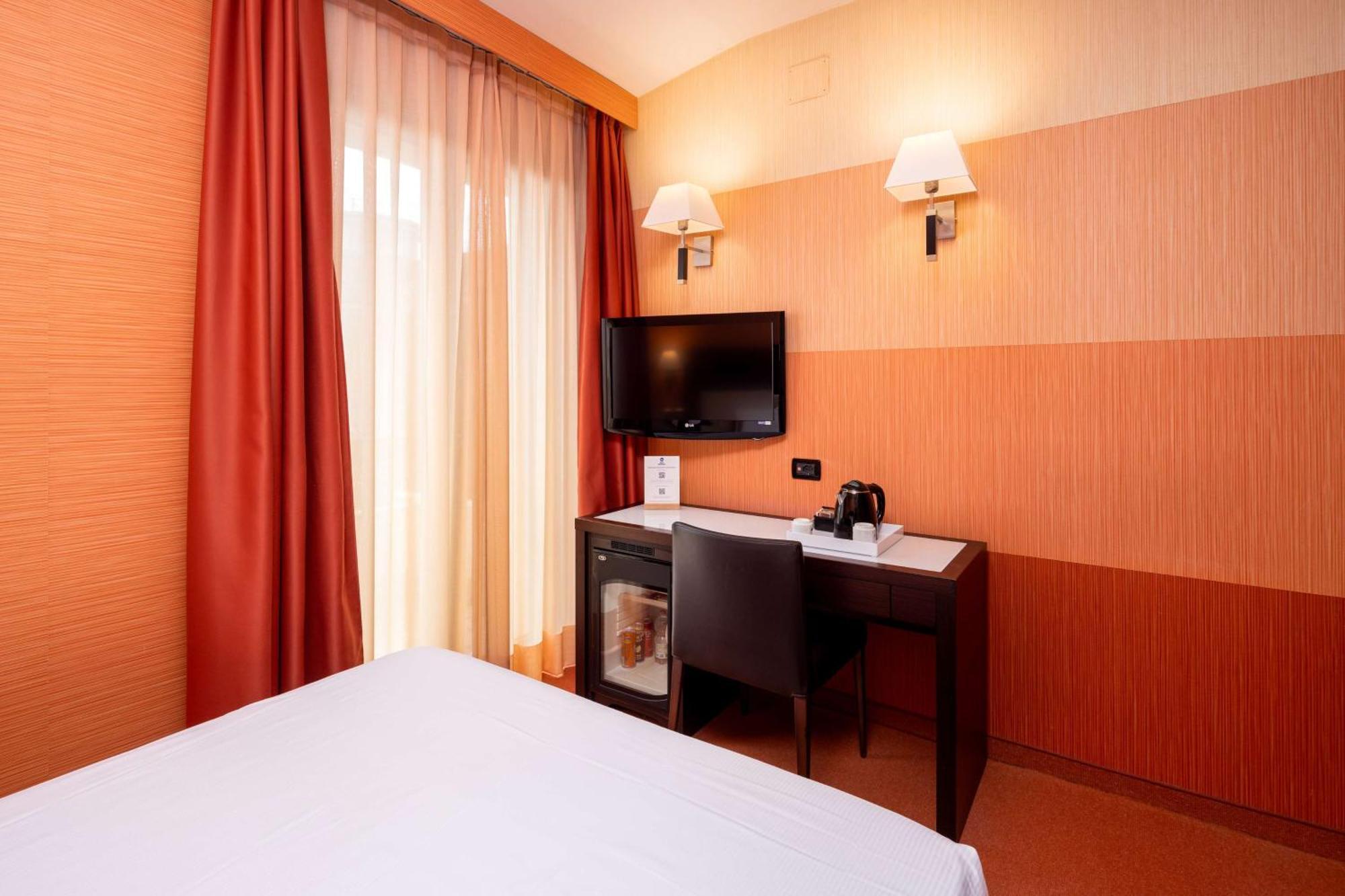 Best Western Gorizia Palace ภายนอก รูปภาพ